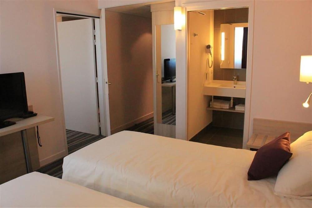 Brit Hotel Vendee Mer Les Achards  Exterior foto
