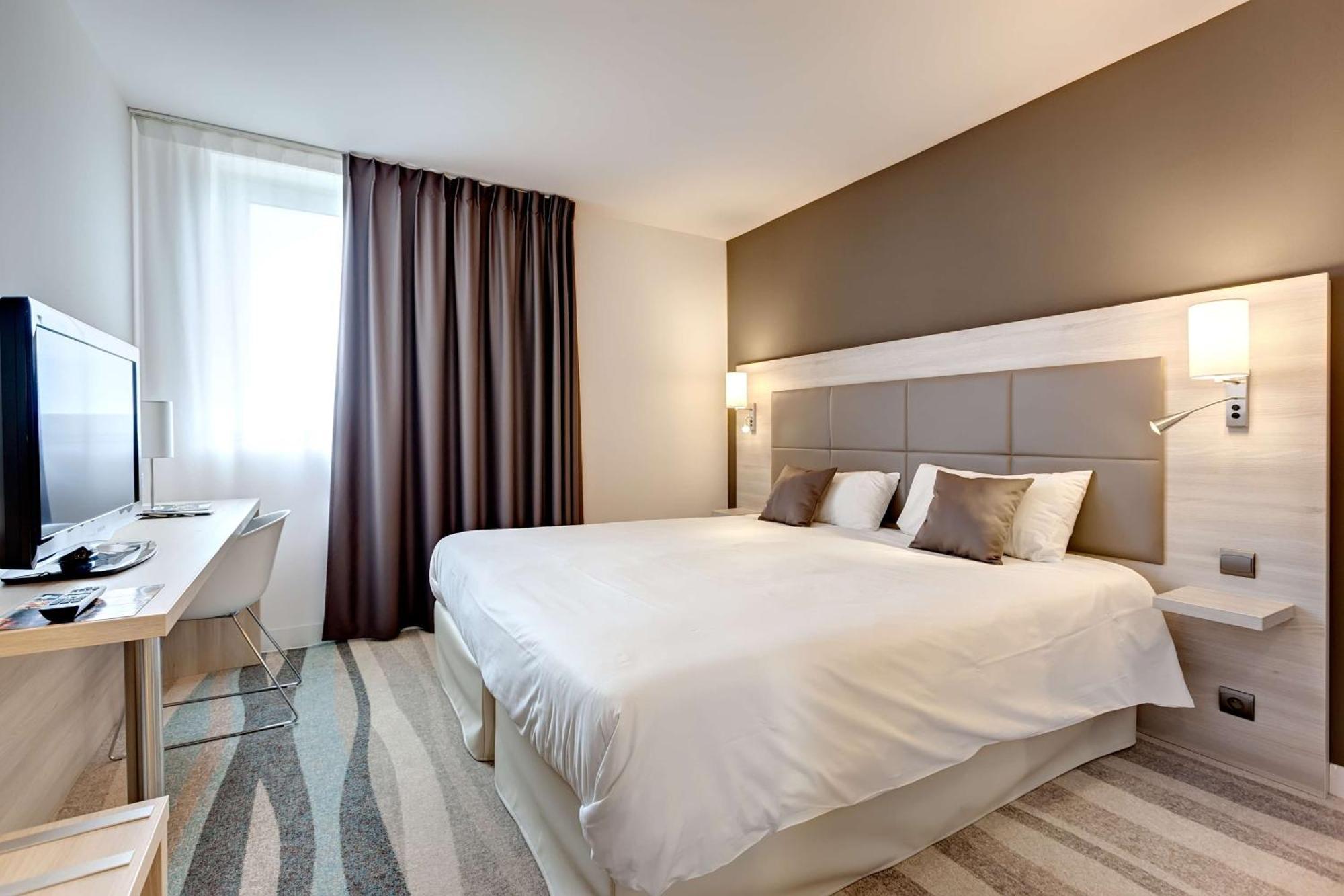 Brit Hotel Vendee Mer Les Achards  Exterior foto
