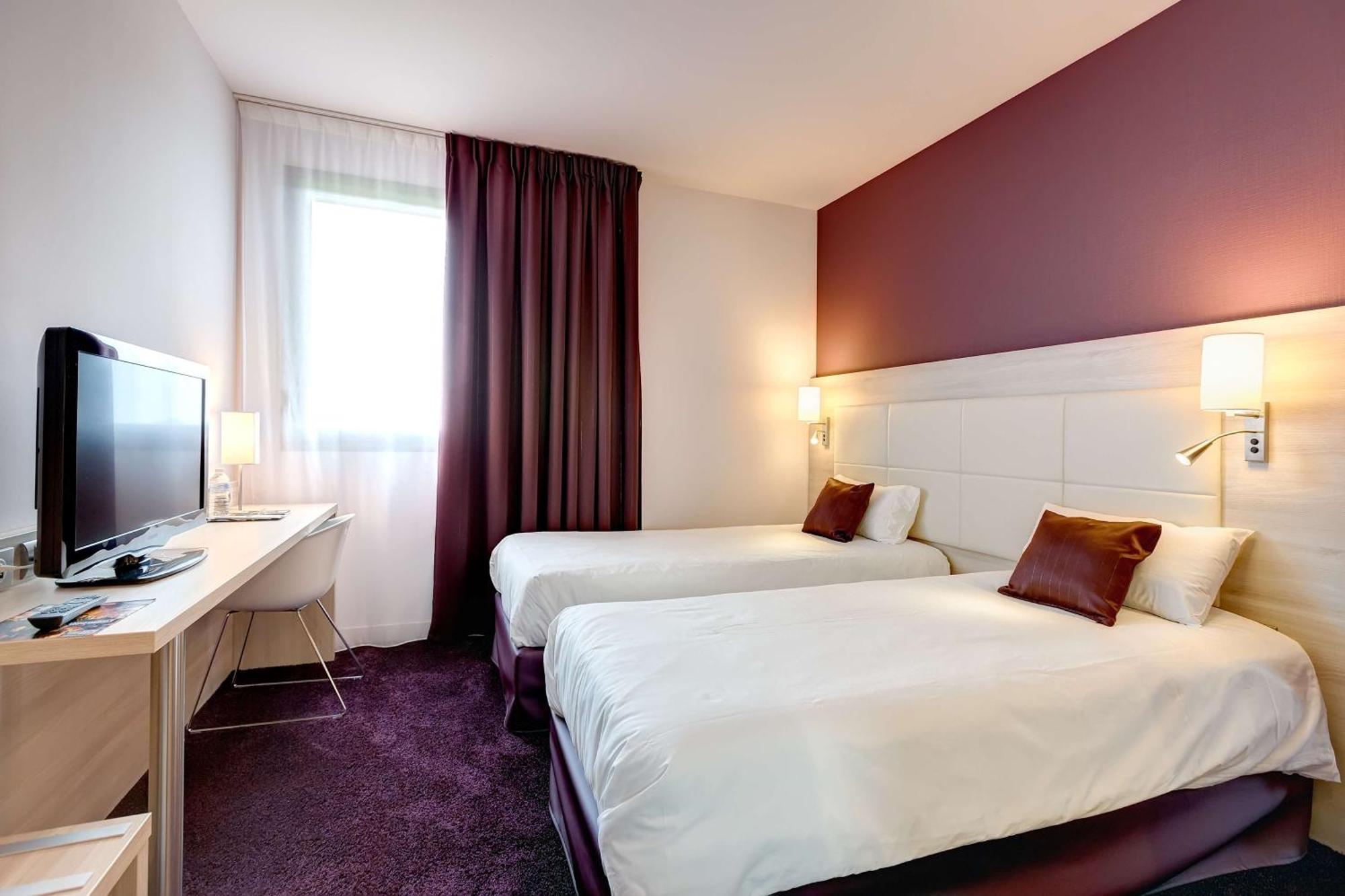 Brit Hotel Vendee Mer Les Achards  Exterior foto